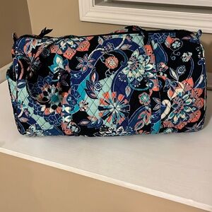 Vera Bradley weekend bag